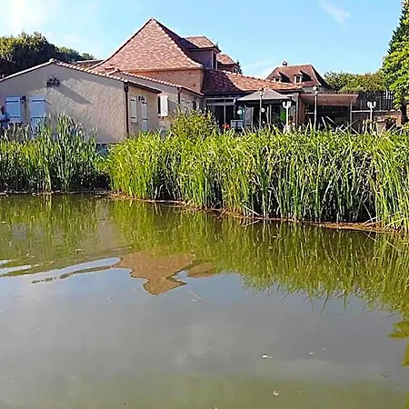 Le Domaine De L'etang De Sandanet Bed & Breakfast 3*