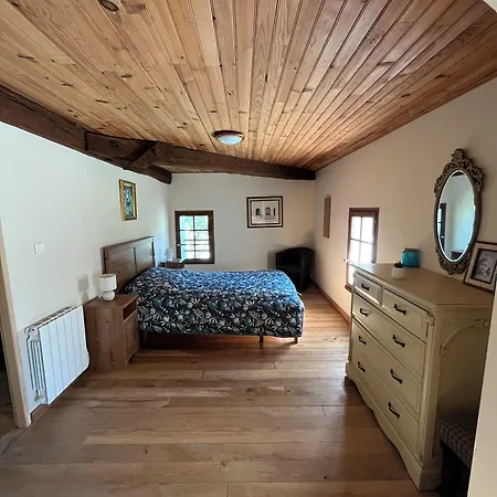 Le Domaine De L'etang De Sandanet Bed & Breakfast 3*