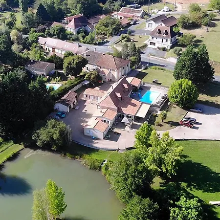 Bed & Breakfast Le Domaine De L'etang De Sandanet 3*